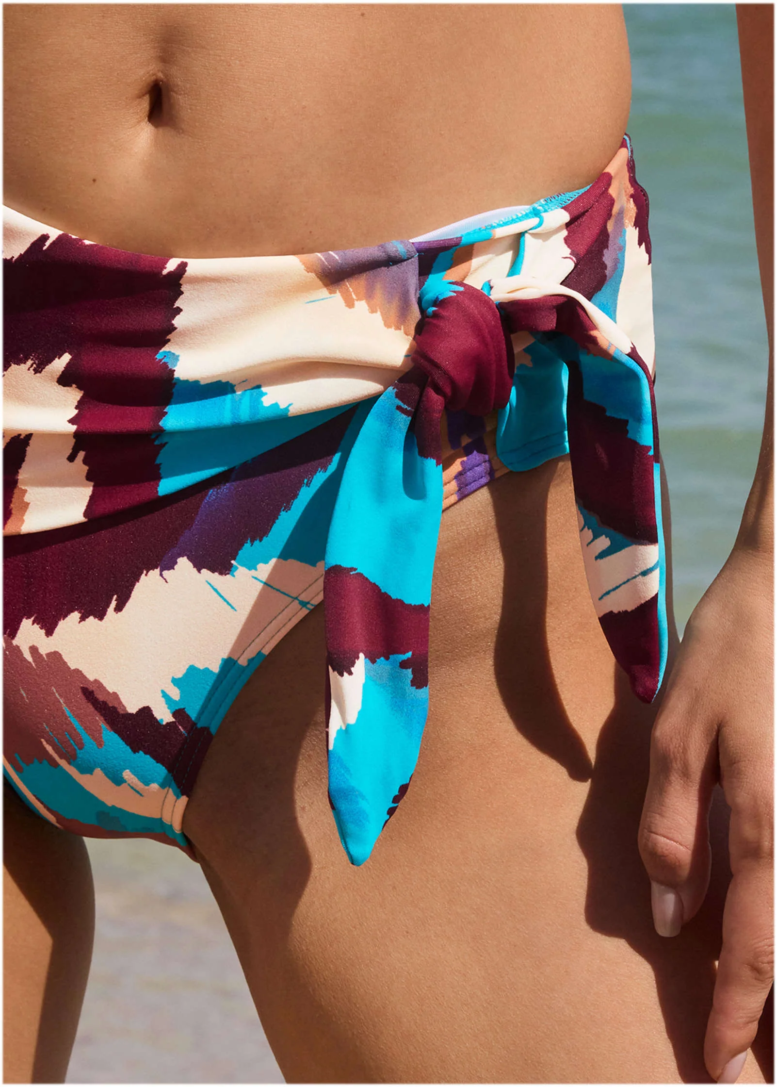 Kauai Bikini Bottom - Ikat Flowers - Image 3
