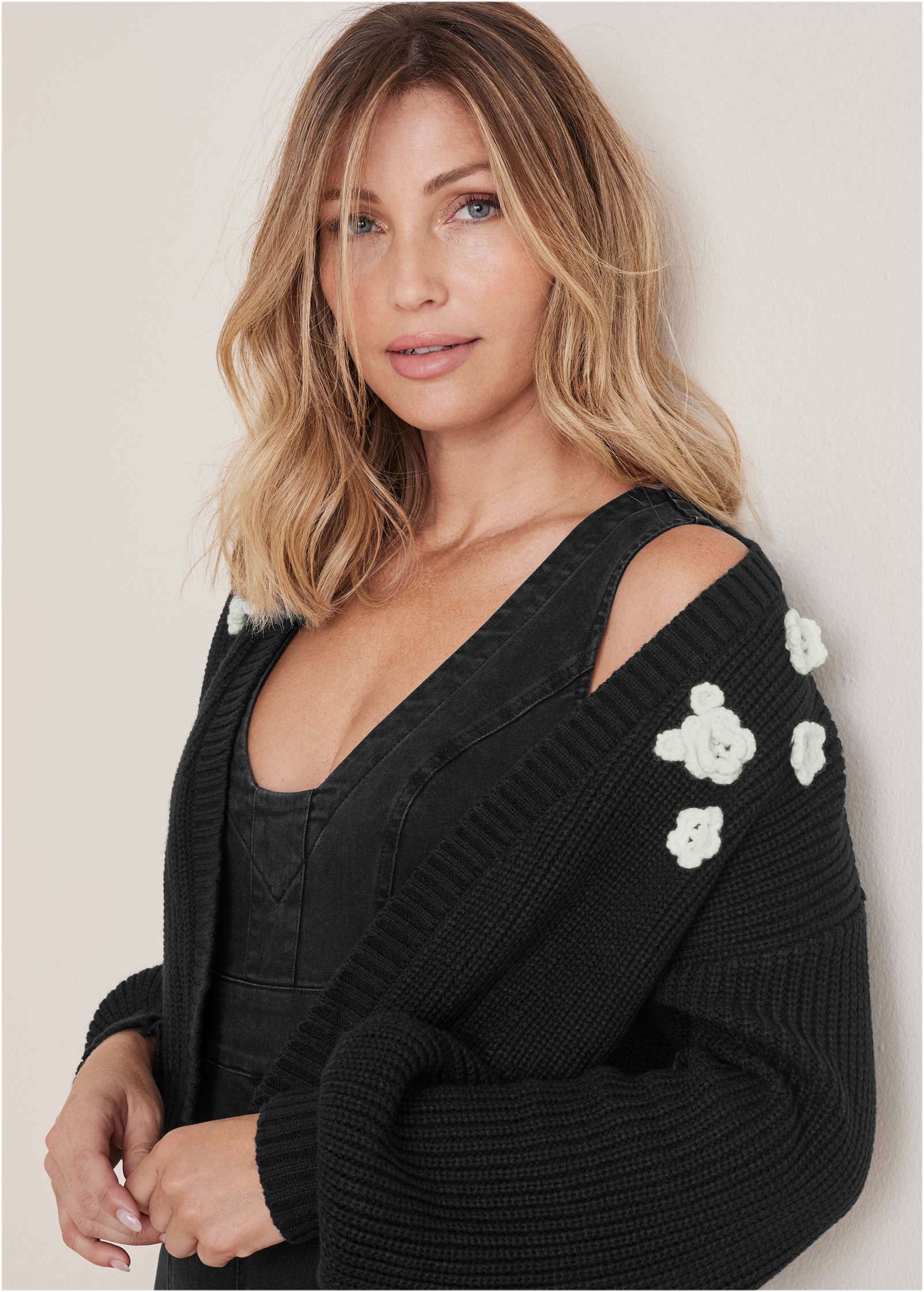 Floral Cardigan - Jet Black - Image 5