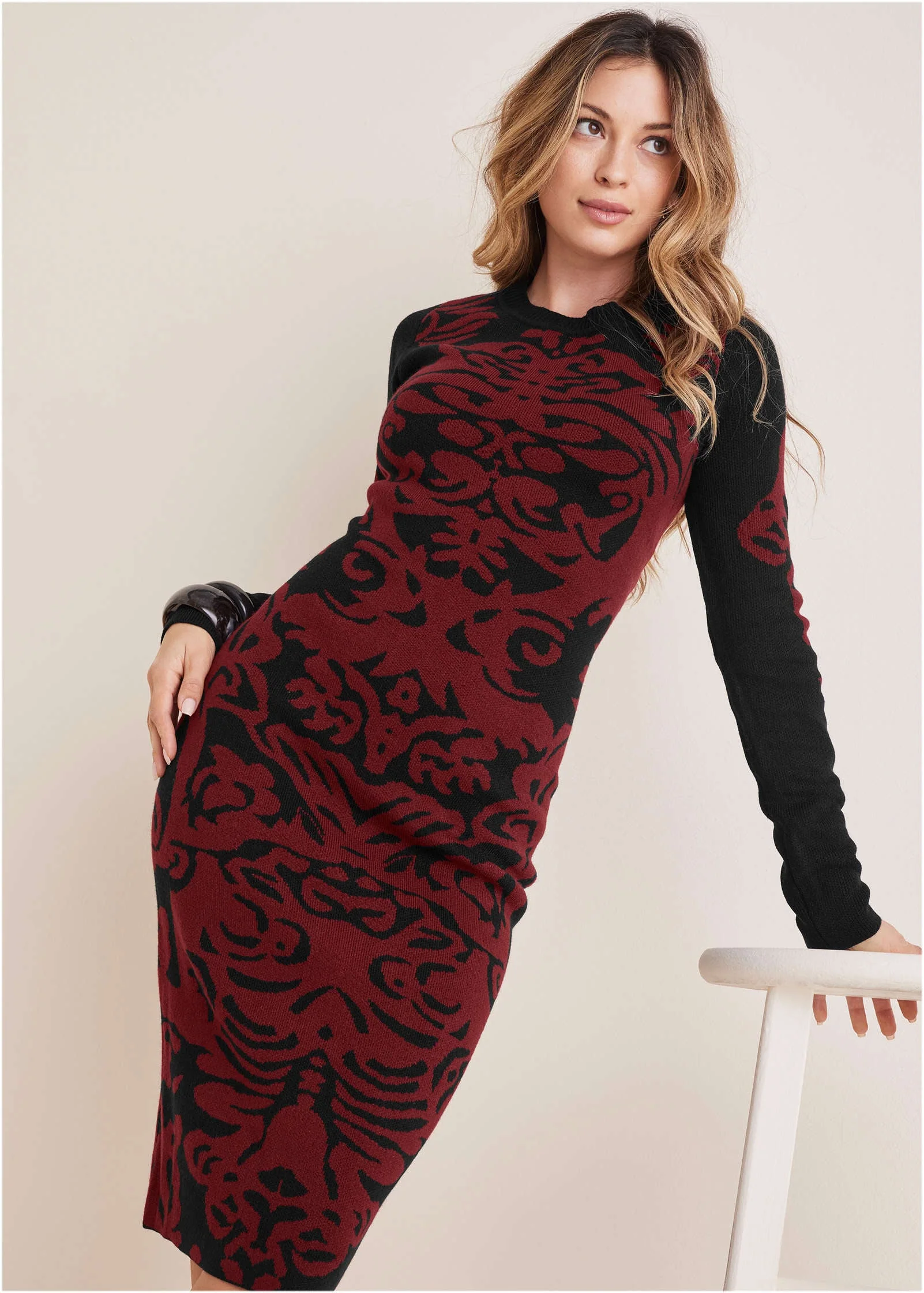 Printed Midi Sweater Dress - Black & Wine - Image 3